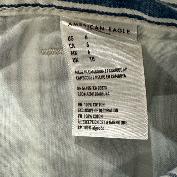 American Eagle Jean Shorts NWT - Picture 6 of 6